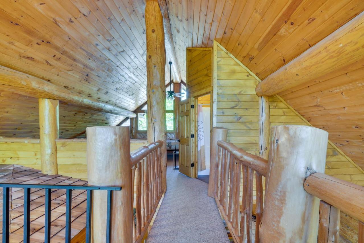 Smoky Mountain Vacation Rental Cabin With Hot Tub! Gatlinburg Exterior photo
