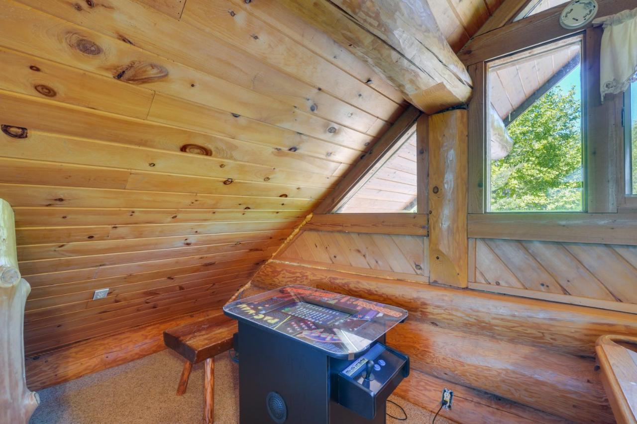 Smoky Mountain Vacation Rental Cabin With Hot Tub! Gatlinburg Exterior photo